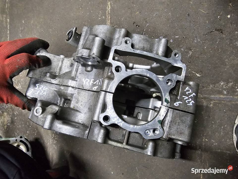 Yamaha YZF 125 kartery Karter blok silnika lewy Jelenia Góra
