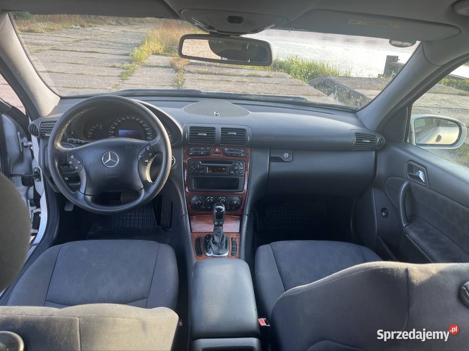 Mercedes c220 22 cdi automat srebrny Namyślin