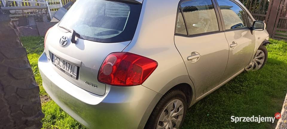 Toyota Auris Terra 2008 uszkodzona