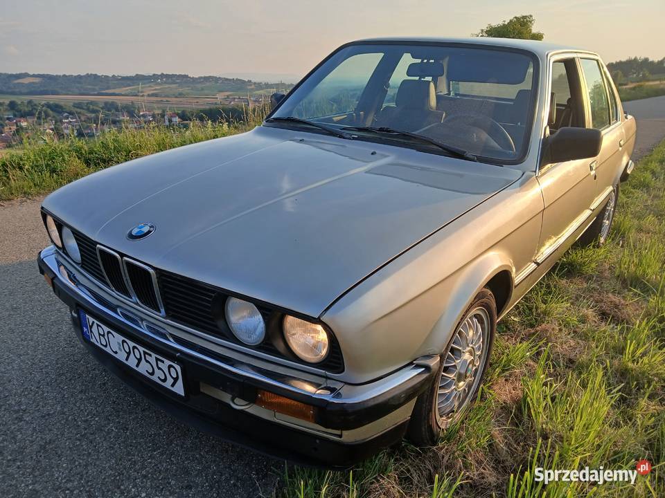 Piękna E30 320i zero rdzy oryginał Hiszpania małopolskie Bochnia