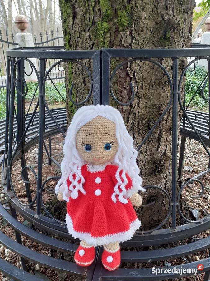 Mikołajka lalka na szydełku