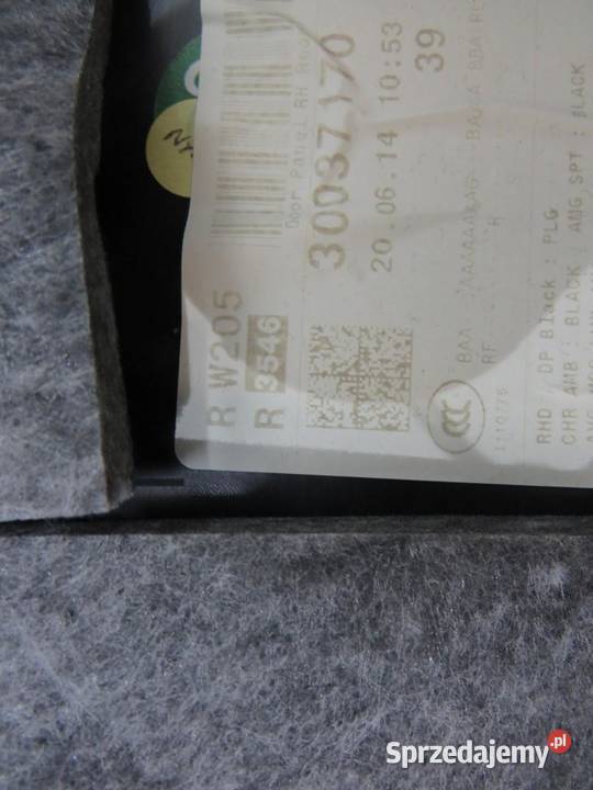 BOCZEK DRZWI PRAWY TYŁ SEDAN MERCEDES W205 lubelskie