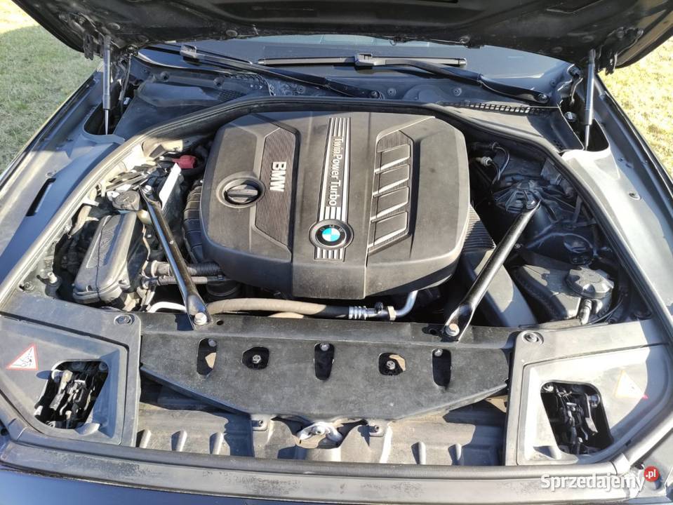 BMW F10 z 2013 roku 525 xdrive Rok produkcji 2013 Seria 5