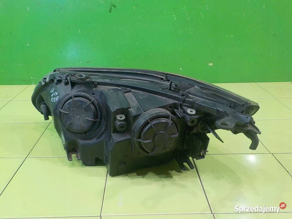 BMW E60 MPAKIET 20 D 06r SEDAN 4D lampa prawa Suków