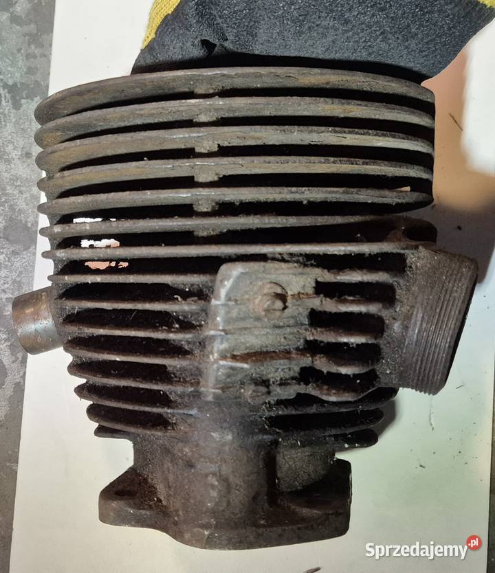 Iż 49 cylinder Cylindry, głowice, pierścienie Wrocław sprzedam