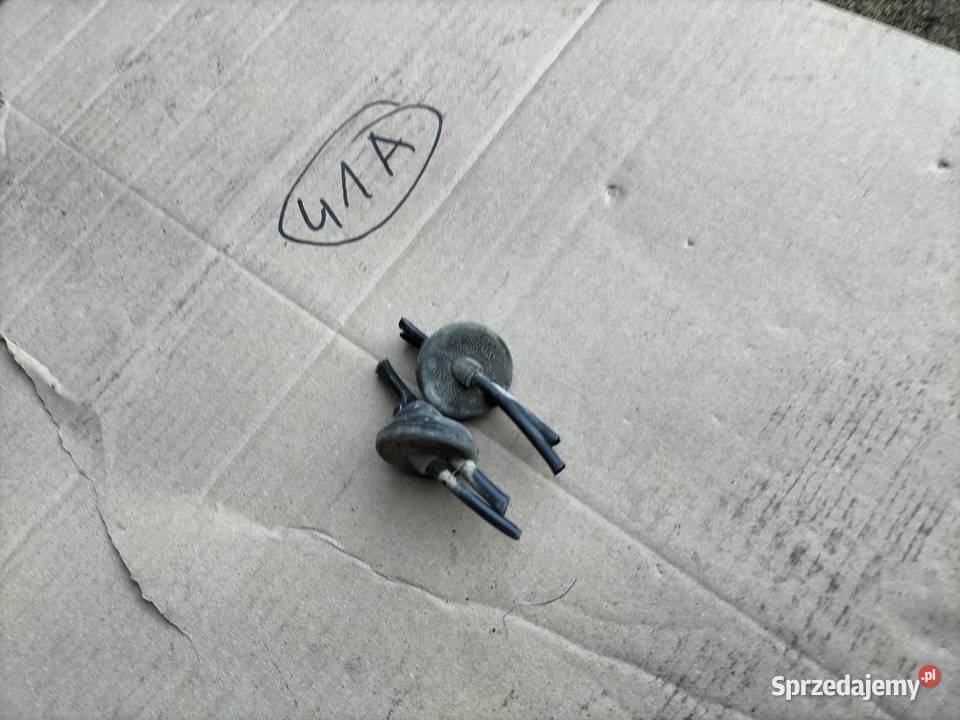 AUDI 80 90 Q B3 80 B4 80B3 80B4 USZCZELKA Kamień-Kolonia