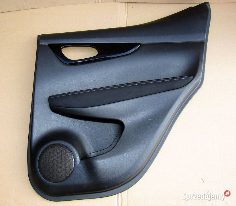 BOCZEK TAPICERKA DRZWI TYLNYCH LEWY PRAWY NISSAN osobowe łódzkie Mysłaków