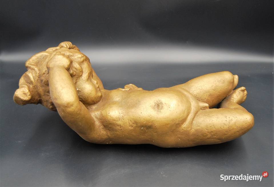 Piękne duże putto