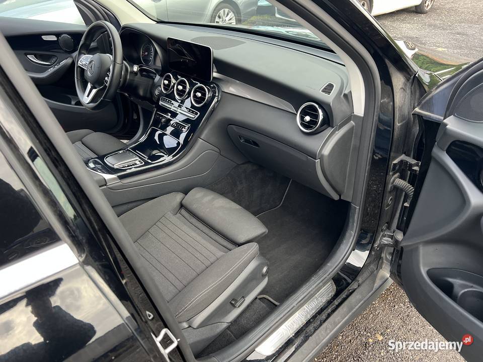 MercedesBenz GLC 200 d 4Matic Business Edition
