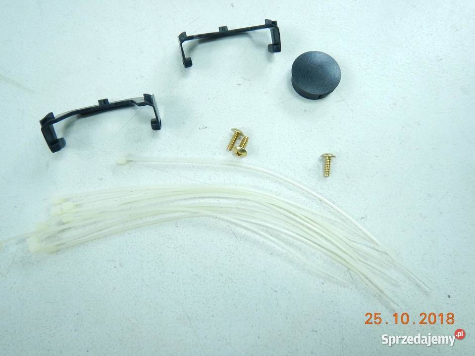 UCHWYT NA KUBEK I USB NISSAN JUKE F15 ORYGINAŁ sprzedam