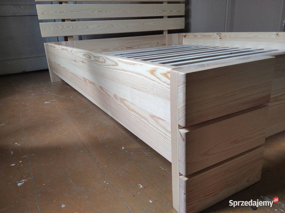 Nowoczesne łóżko drewnianesosnowe 160x200 Nisko