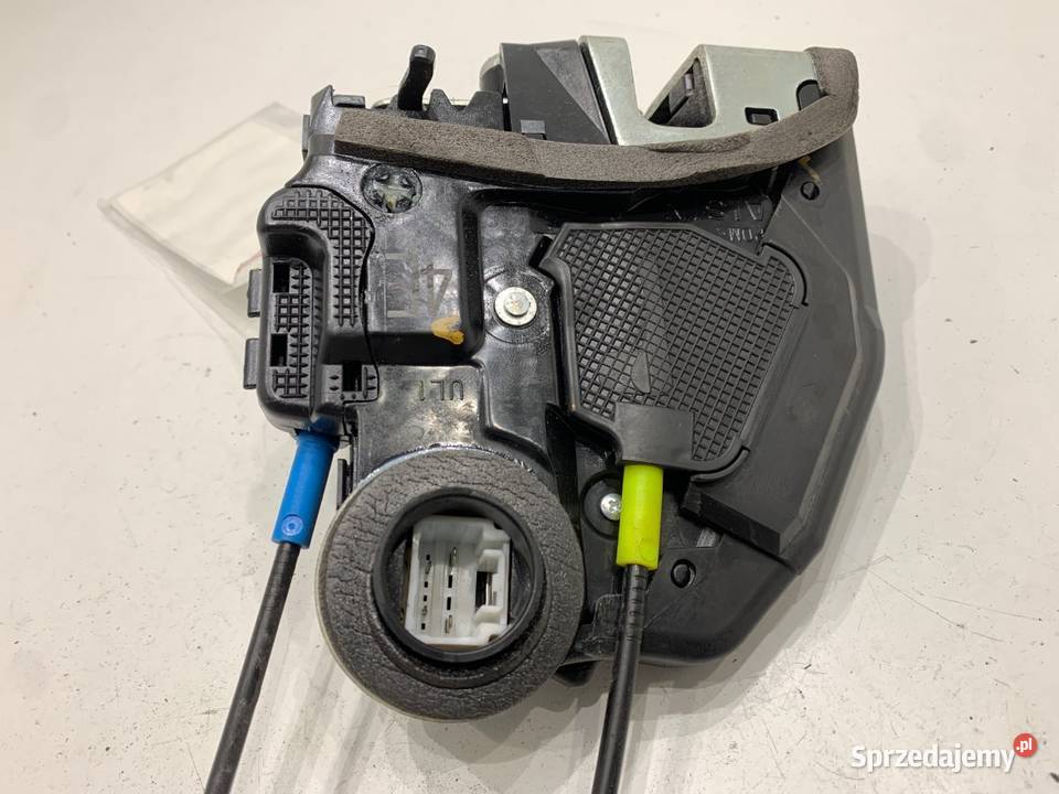 ZAMEK DRZWI LEWY TYŁ TOYOTA COROLLA E21 podkarpackie