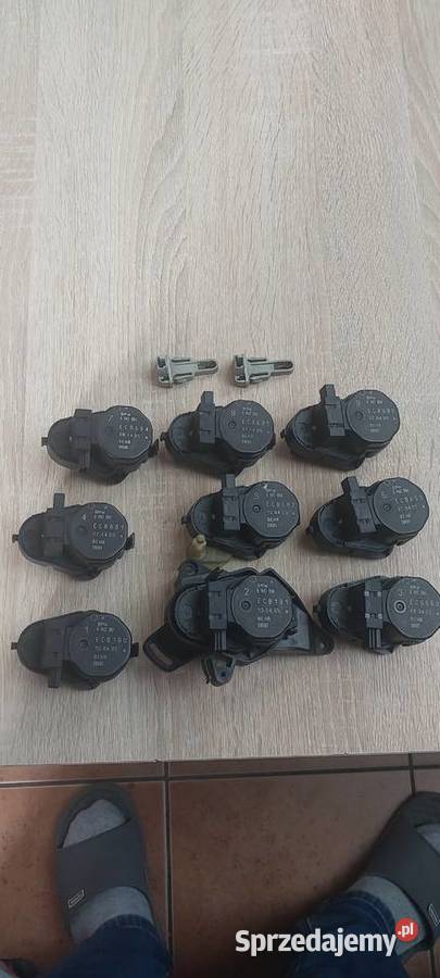 Silniczek nawiewu BMW E60 6942987 6942988 osobowe sprzedam