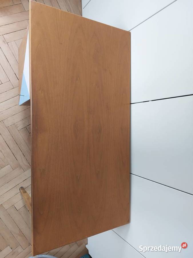 Klasyka polskiego designu biurko M Puchała 2011 Kraków