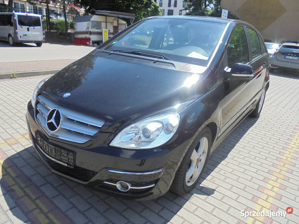 Sprzedam Mercedesa BKlase 20 LDiesel 2010 235 aluminiowe felgi