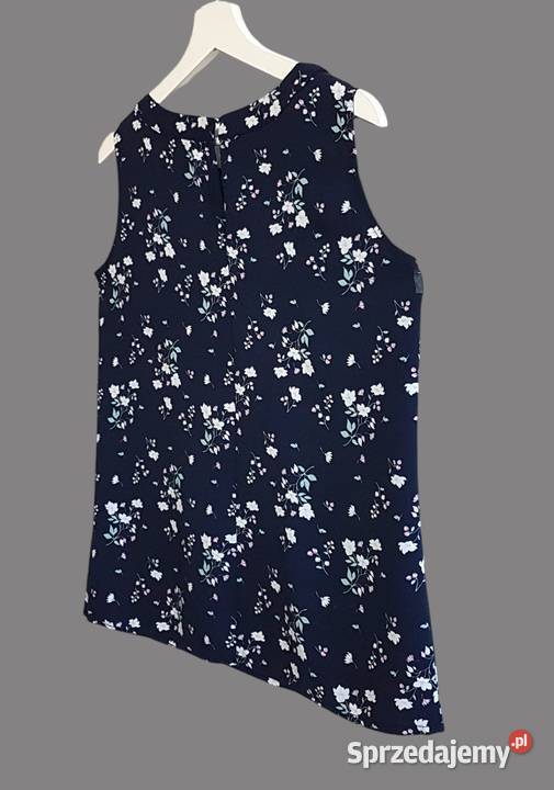Damska bluzka granatowa w kwiaty na ramiączkach sprzedam