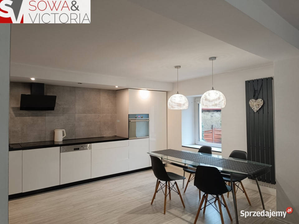 Dom w pobliżu centrum Głuszycy Głuszyca