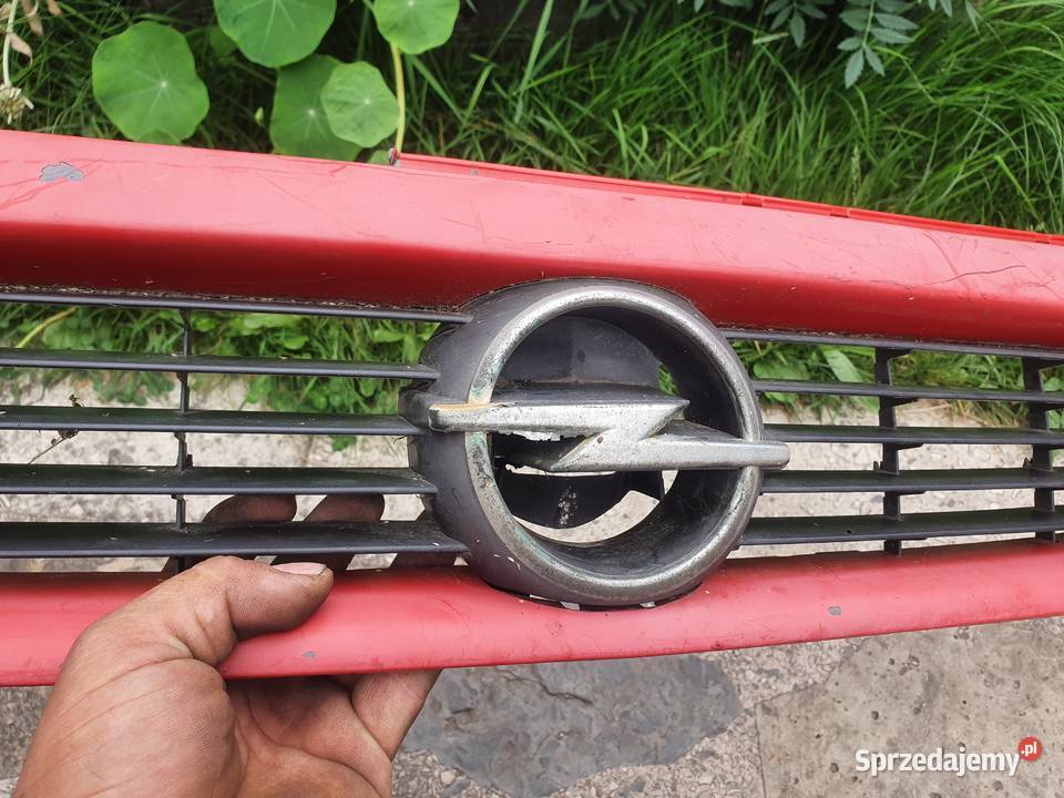 Grill atrapa chłodnicy Opel Astra F 9502 classic Rok produkcji 1998 Kraków