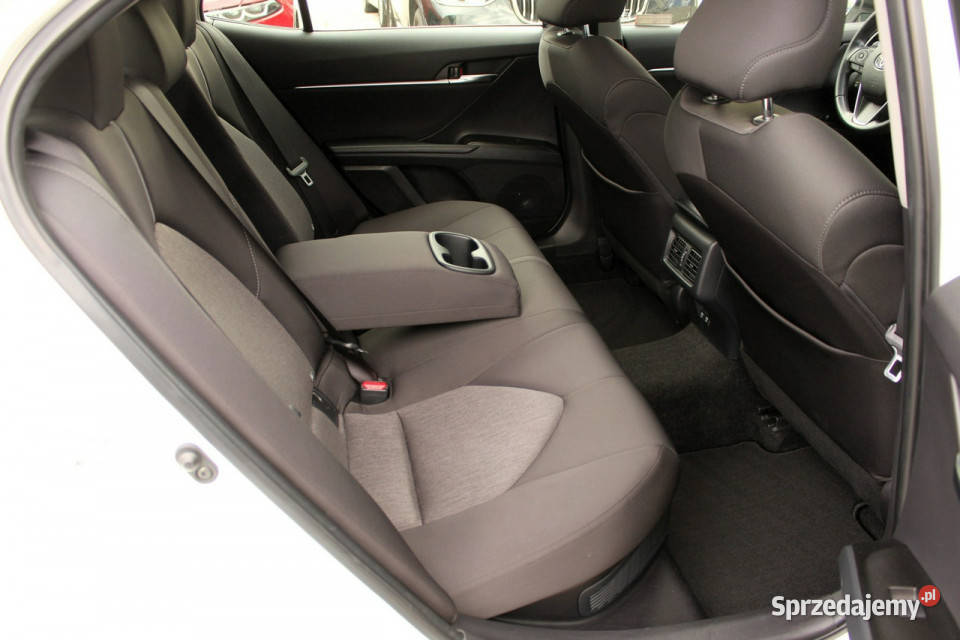 Toyota Camry Salon 25Hybrid CVT Comfort 218 FV23 mazowieckie