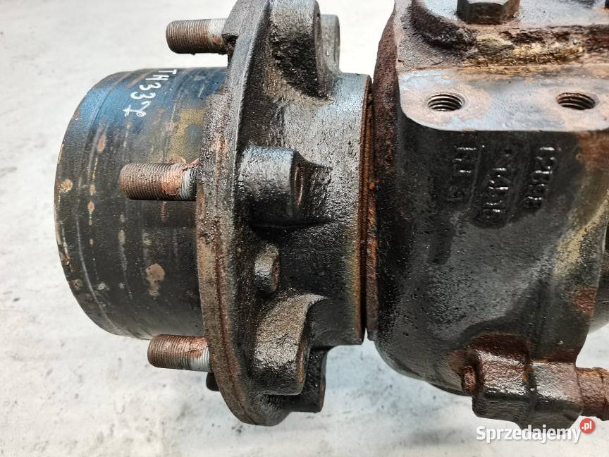 CAT TH 414 Piasta koła