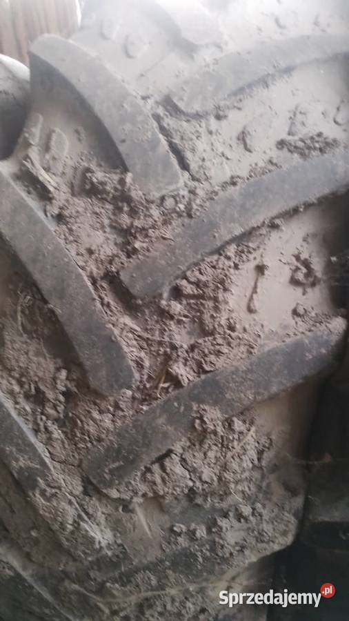 Sprzedam opony z felgami 58070r38 Kazimierza Wielka sprzedam