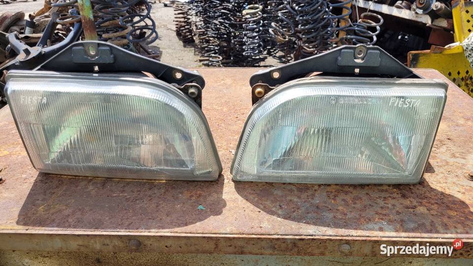Lampy przód Ford Fiesta mk3 Części samochodowe mazowieckie Łagów