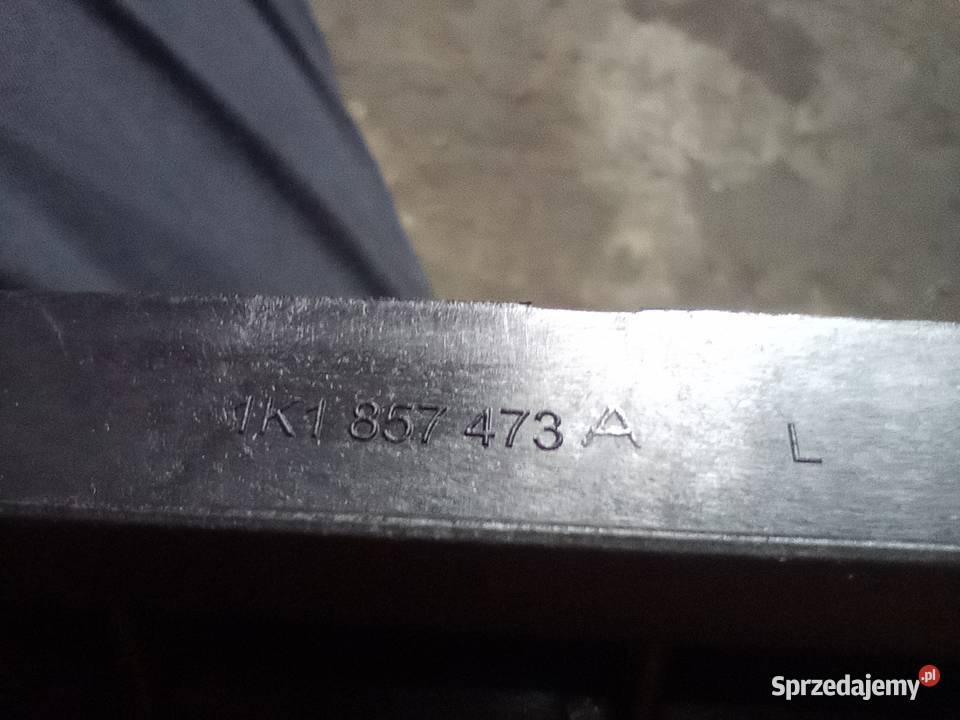 VW Golf V Kratka wentylacyjna szyby czołowej Rok produkcji 2008 Chrzanów