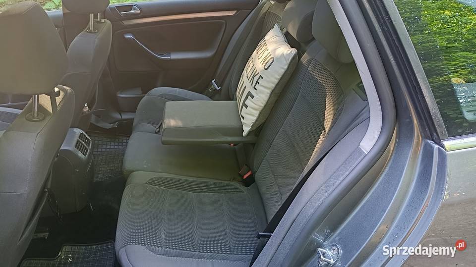 VW GOLF V COMFORTLINE nieuszkodzony dolnośląskie Wałbrzych