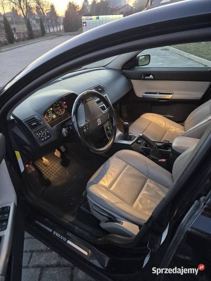 Volvo v50 doinwestowane Serokomla