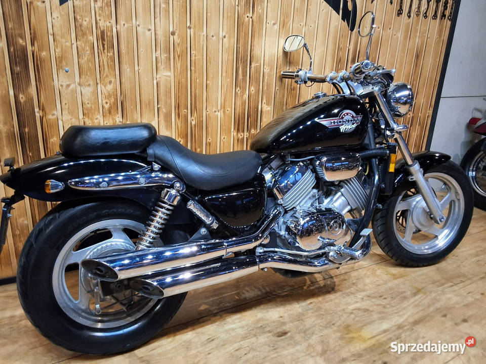 Honda VF HONDA VF750 C motocykl wygląda ślicznie
