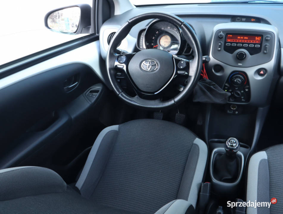 Toyota Aygo 10 VVTi radio Łódź