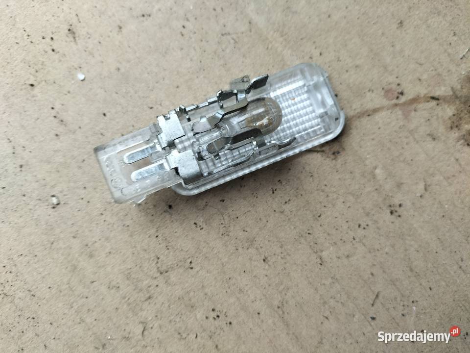 AUDI 80 B3 B4 LAMPKA WNĘTRZA Pozostałe Kamień-Kolonia sprzedam