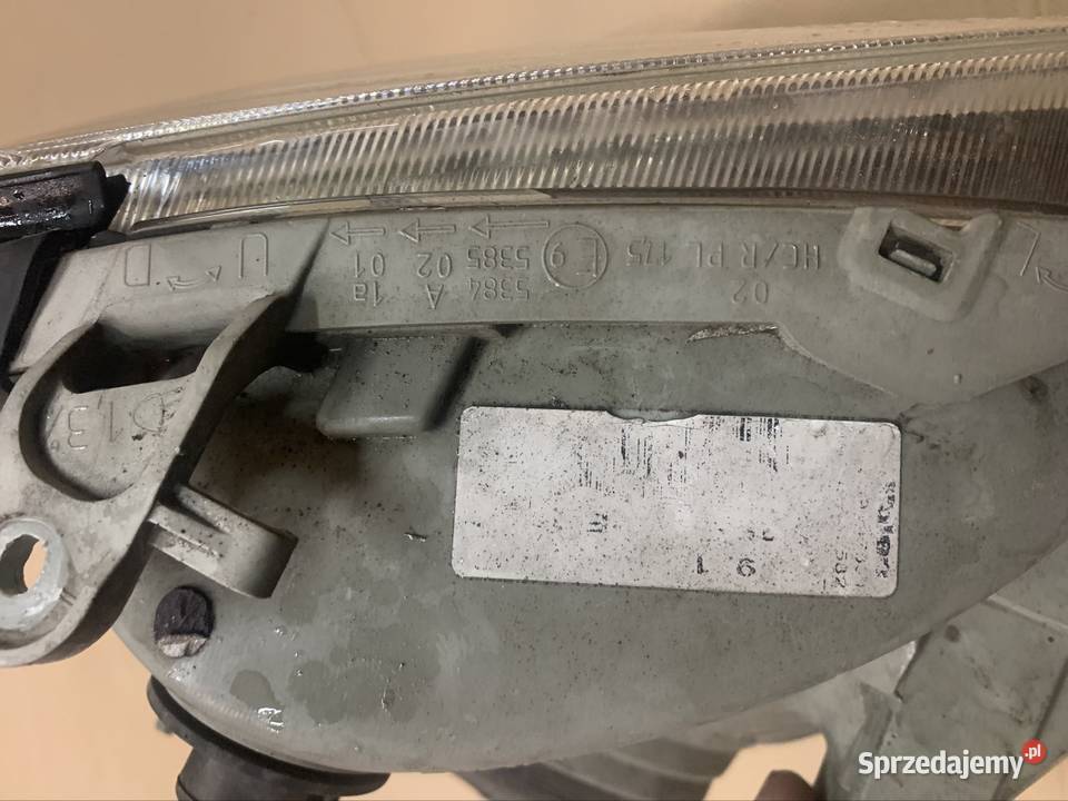 Reflektor lampa lewa przód przednia Suzuki wagon Szczecin