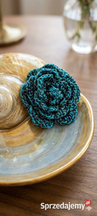 Kwiat szydełko broszka Zielona Góra