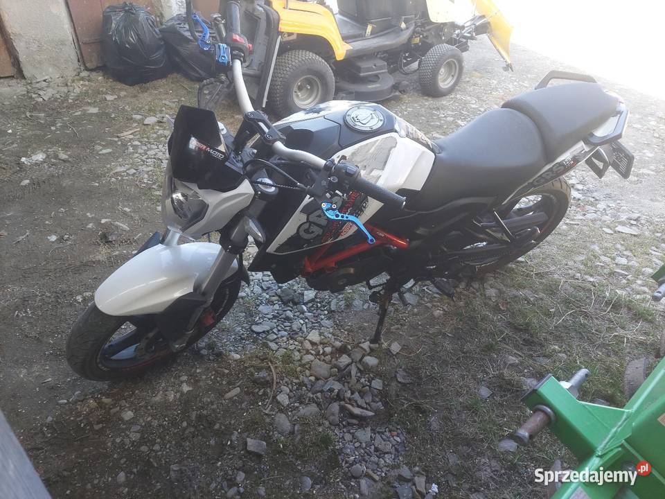 Motocykl Naked KSR Kat B 2017 nieuszkodzony podkarpackie Blizne