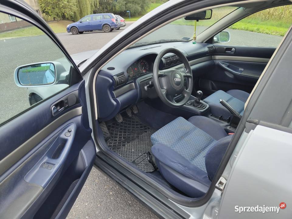 Audi A4 16 benzyna nowy przegląd