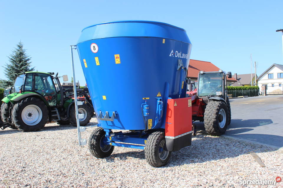 Wóz paszowy DeLaval 810 m 3 nieuszkodzony Sokoły