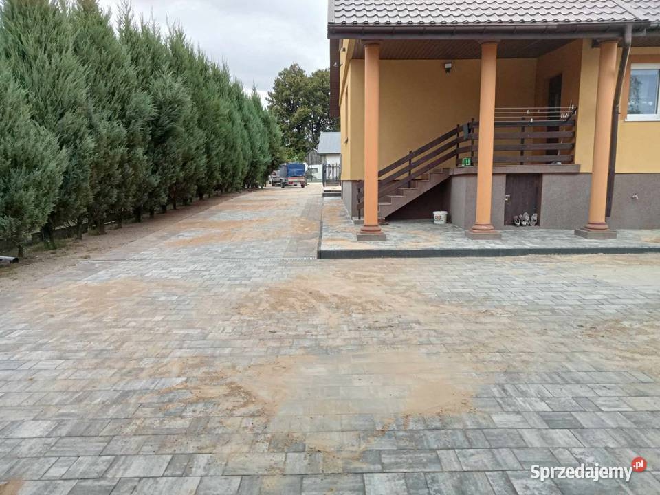 Układanie kostki brukowej Komarów-Osada