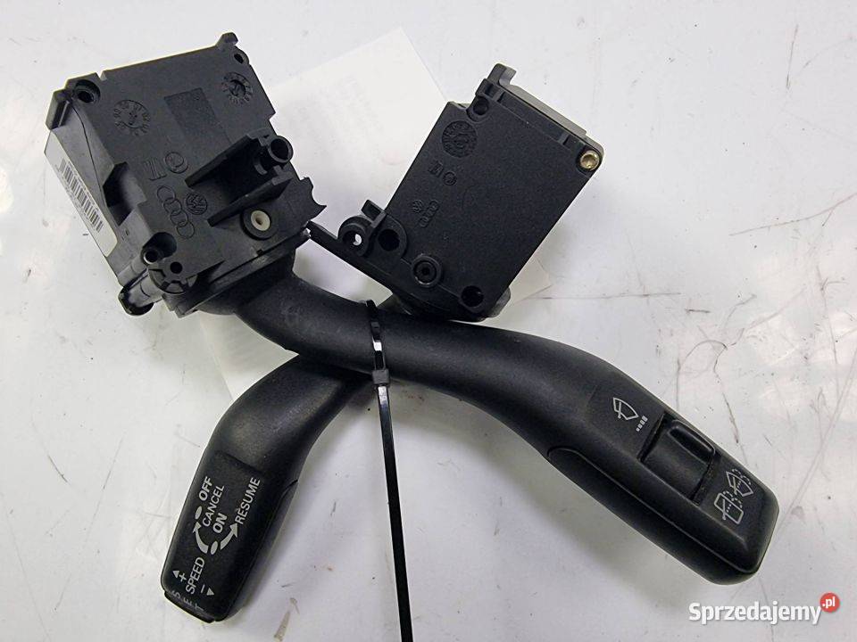 PRZEŁĄCZNIK ZESPOLONY AUDI A4 B6 8E0953503A osobowe kujawsko-pomorskie Lipno