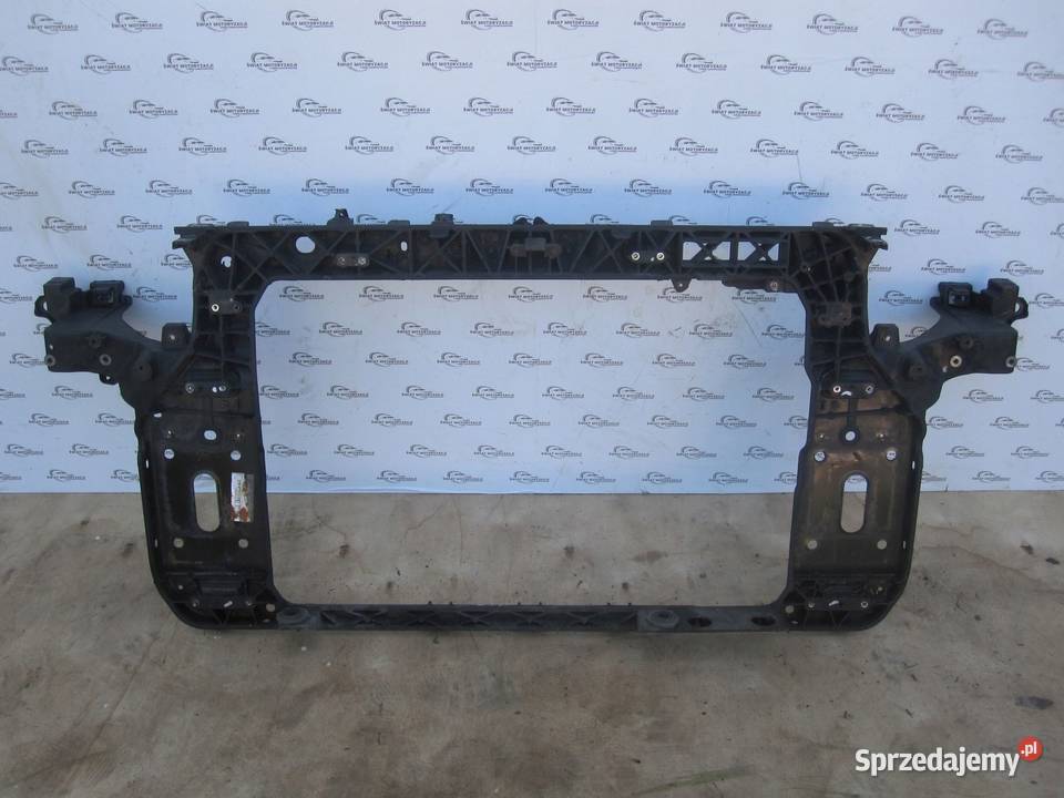 HYUNDAI i40 12r pas przedni wzmocnienie Kielce