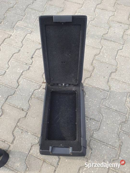 Tylny podłokietnik Skoda Superb I 03r Sedan Gostynin