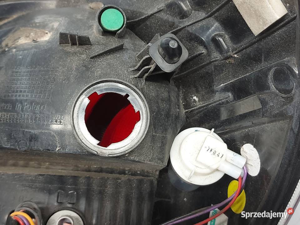 PEUGEOT 108 17r lampa lewa tył Kielce