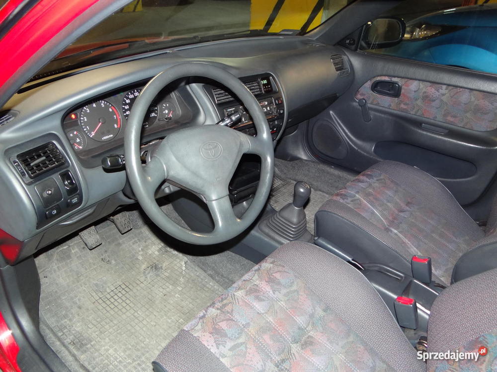 i niezawodna toyota corolla 13 b 5d 88 czerwona manualna Pruszków sprzedam