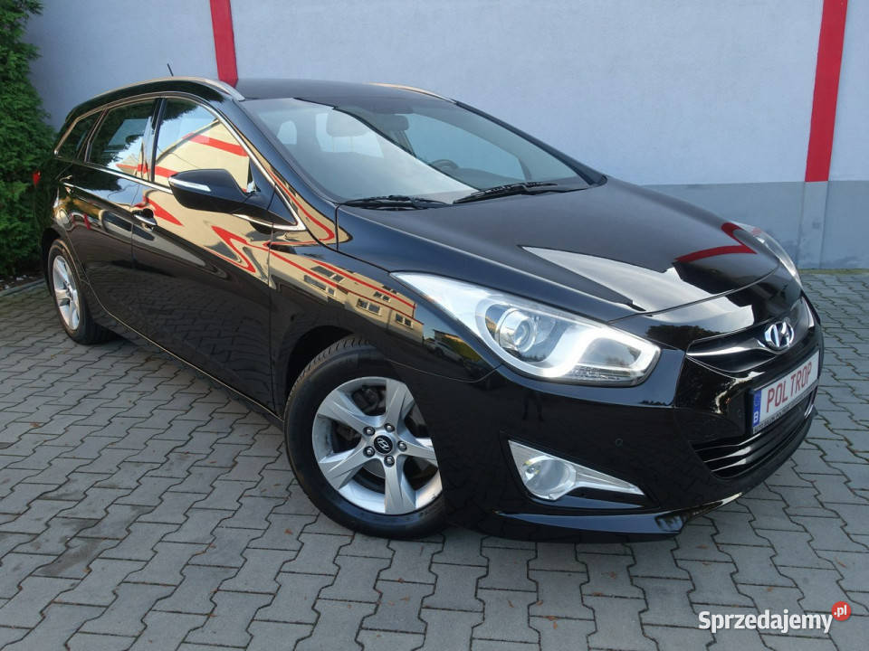 Hyundai i40 17D Navi Alu Klimatronik Ledy KamCof Hyundai