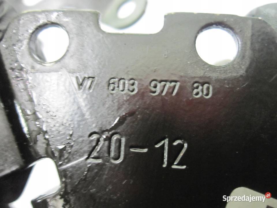 CITROEN DS3 16 THP 10FJBE dodatkowa pompa wody