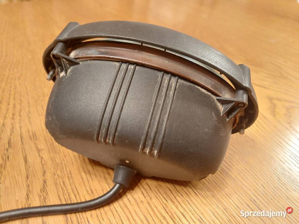 Lampa robocza do zabudowy w dachu Massey Modzurów sprzedam