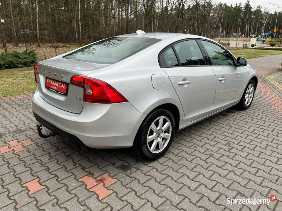 Volvo S60 16 150 Xenony Podgrzewane fotele Lipówki