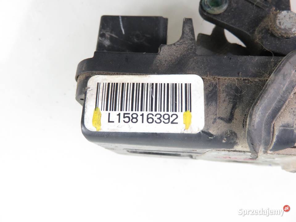 ZAMEK LEWY PRZEDNI HUMMER H2 L15816392