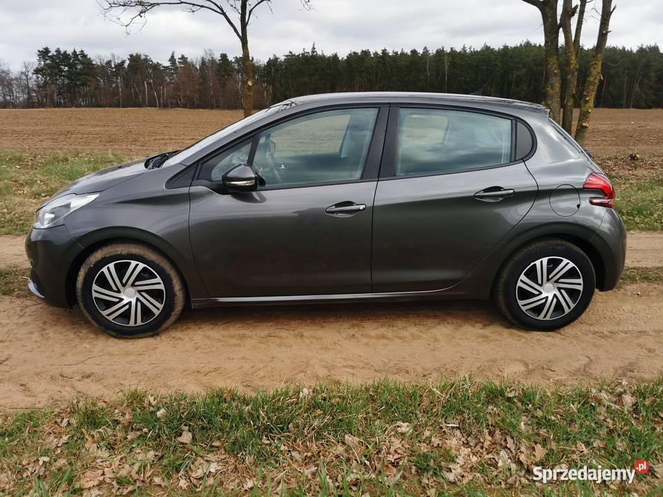 Peugeot 208 Zadbany 12 benzyna 2019 1199cm3