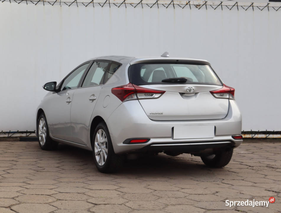 Toyota Auris 12 Ti benzyna sprzedam
